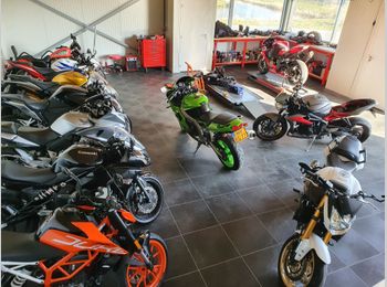Thumbnail pandfoto showroom