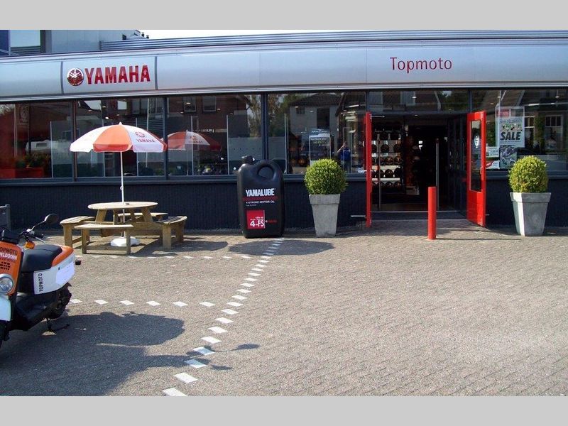 Foto van het pand van TopMoto Apeldoorn