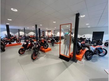 Thumbnail pandfoto showroom