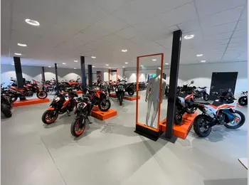 Thumbnail pandfoto showroom