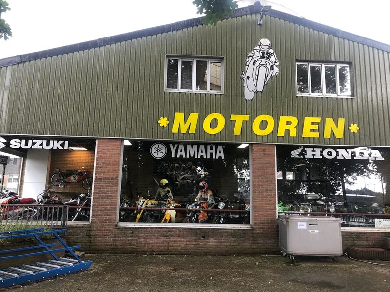 Foto van het pand van Knoppert Motoren
