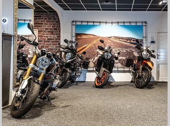 Thumbnail pandfoto showroom