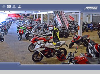 Thumbnail pandfoto showroom