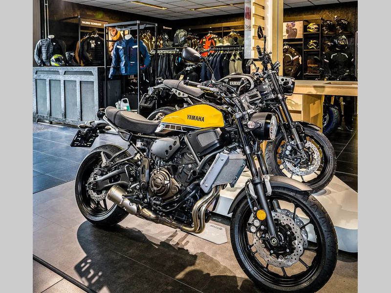Foto van het pand van RB Motoren