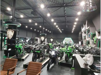 Thumbnail pandfoto showroom