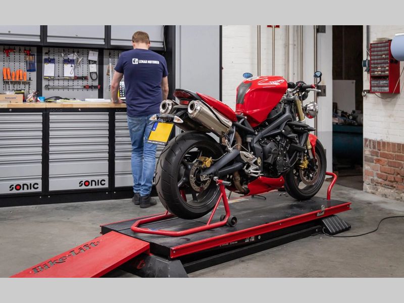 Foto van het pand van Lemar Motoren