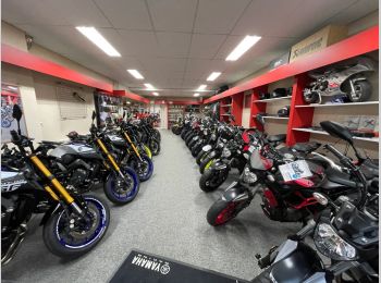 Thumbnail pandfoto showroom