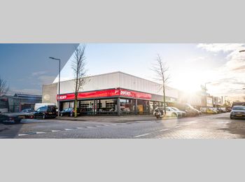 Thumbnail pandfoto shopfront