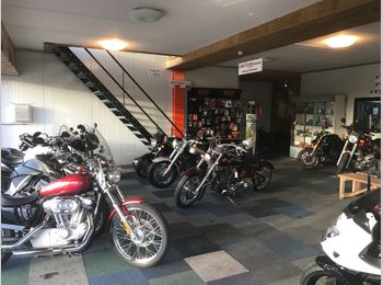 Thumbnail pandfoto showroom