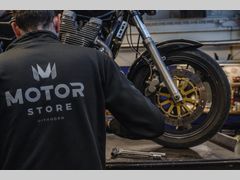 Pand van Motorstore Uithoorn