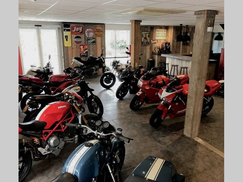 Foto van het pand van Beugol Motoren