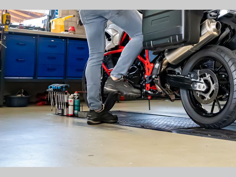 Foto van het pand van Jonkers Motoren