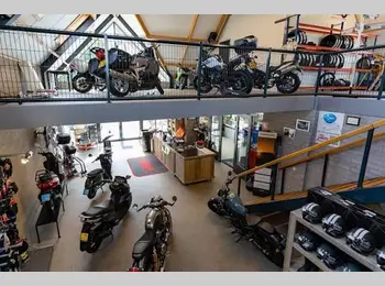 Thumbnail pandfoto showroom
