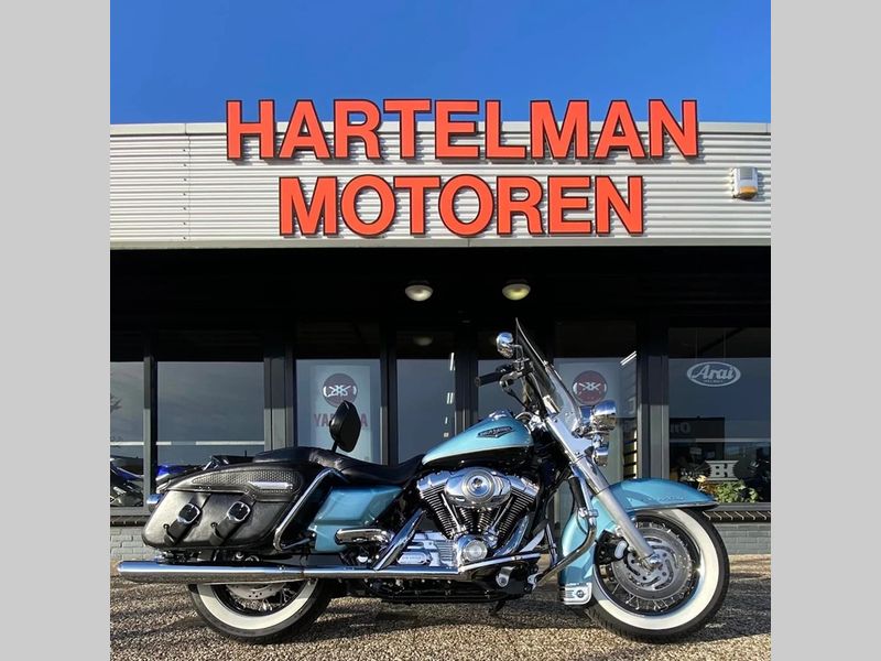 Foto van het pand van Hartelman Motoren BV