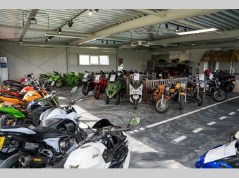 Thumbnail pandfoto showroom