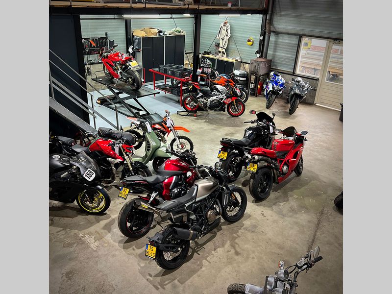 Foto van het pand van VDH Motoren