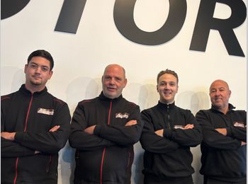 Thumbnail pandfoto employees