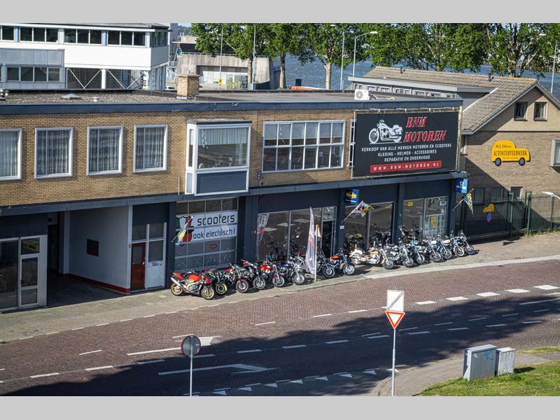 Foto van het pand van BNM Motoren