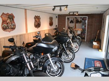 Thumbnail pandfoto showroom