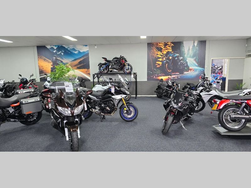 Foto van het pand van Rokemp Motoren