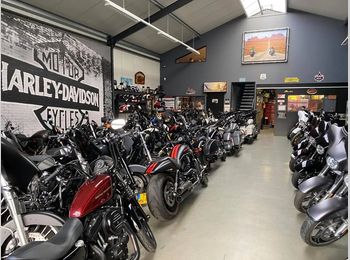 Thumbnail pandfoto showroom