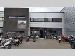 Pand van Motorcentrum Almere