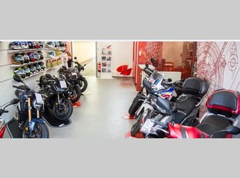 Thumbnail pandfoto showroom