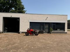 Pand van SERTO Motoren