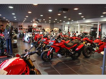 Thumbnail pandfoto showroom