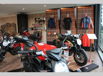 Thumbnail pandfoto clothes_shop