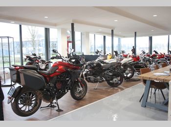 Thumbnail pandfoto showroom