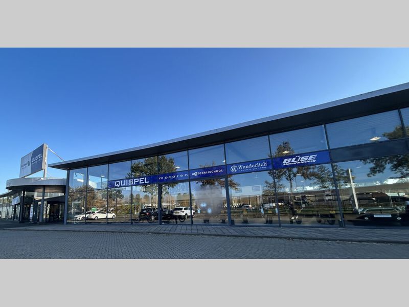 Foto van het pand van Quispel Motoren