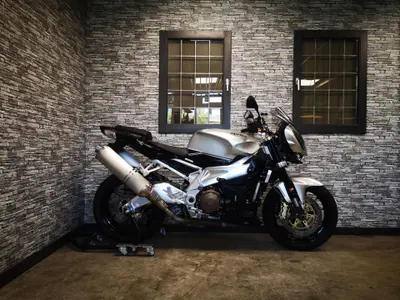 APRILIA TUONO 1000 R – foto 2