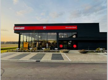 Thumbnail pandfoto shopfront