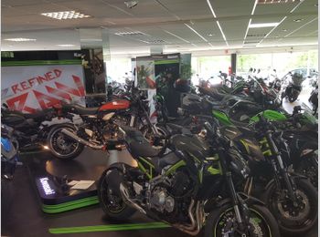 Thumbnail pandfoto showroom