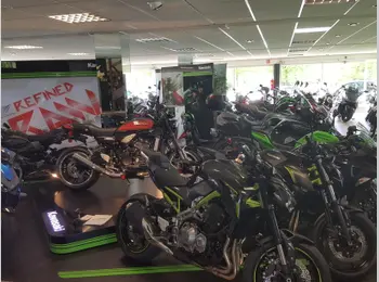 Thumbnail pandfoto showroom