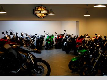 Thumbnail pandfoto showroom
