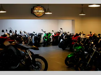 Thumbnail pandfoto showroom