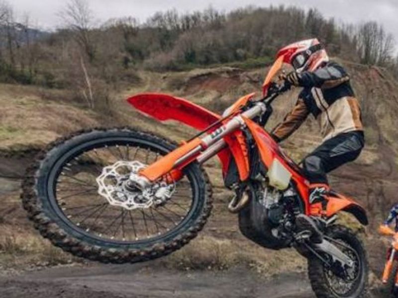 Foto van het pand van KTM