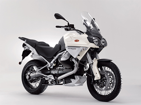 moto guzzi stelvio