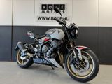 TRIUMPH TRIDENT 800