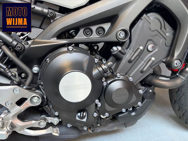 yamaha - xsr-900-abs