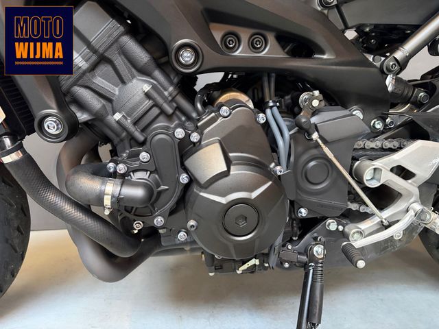 yamaha - xsr-900-abs