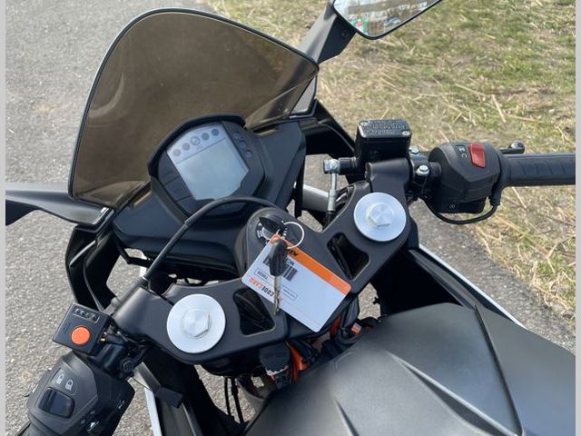 ktm - rc-390