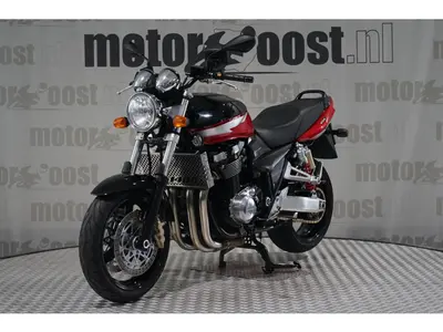 SUZUKI GSX 1400 – foto 2
