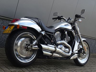HARLEY-DAVIDSON V-ROD VRSCB – foto 3