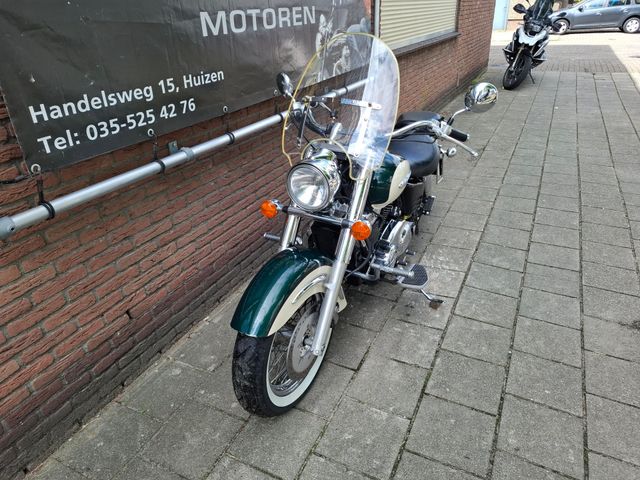 honda - vt-1100-c3-shadow
