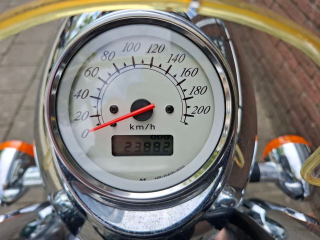 honda - vt-1100-c3-shadow