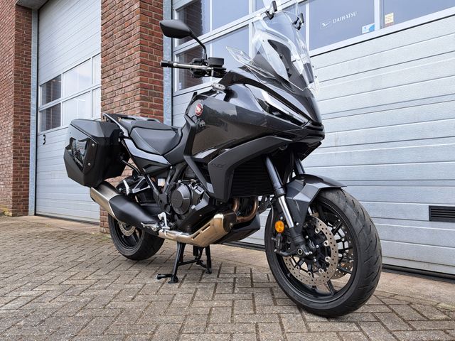 honda - nt-1100