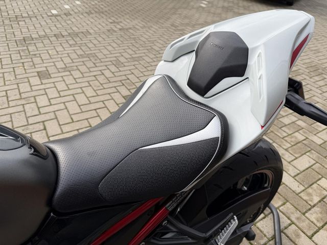 kawasaki - z900-performance